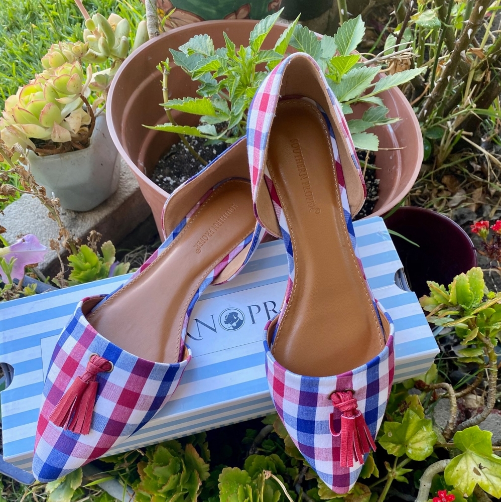 Women Flats